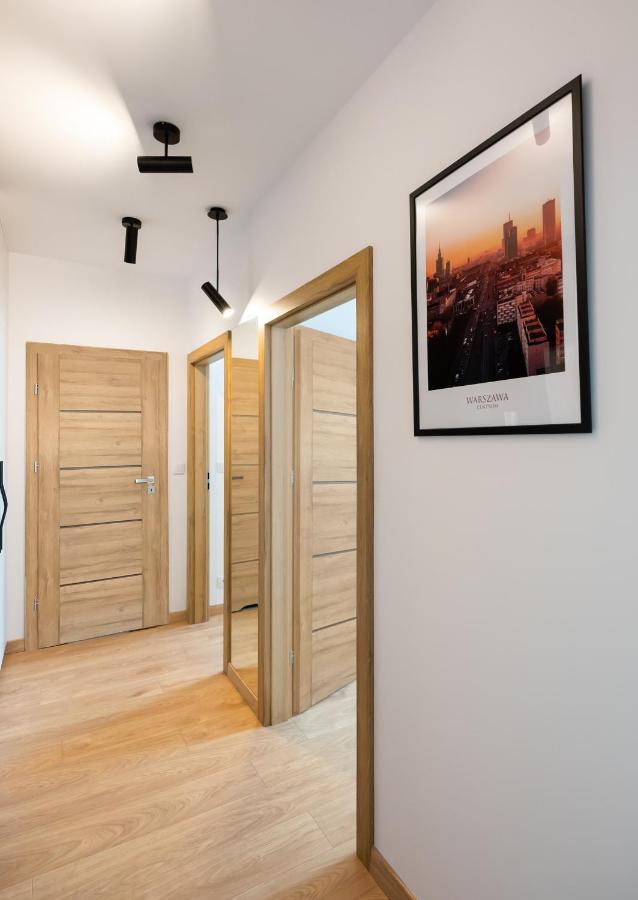 Wola Skwer Happy Apartment Warsaw Exterior photo